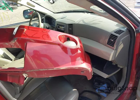 2005 Jeep Grand Cherokee Laredo from USA, damaged, VIN 1J4GR48K15C685790